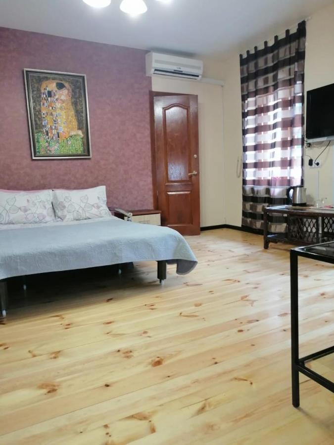 Yellow Unlimited Hotel 4 คาร์คิฟ ภายนอก รูปภาพ