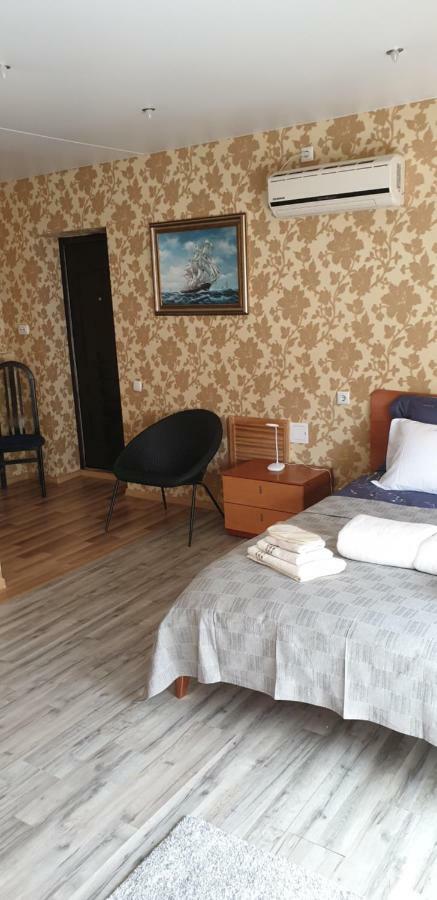 Yellow Unlimited Hotel 4 คาร์คิฟ ภายนอก รูปภาพ